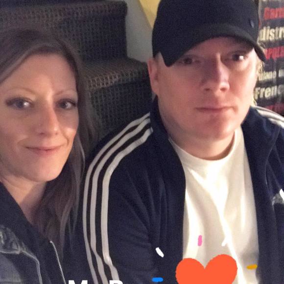 Meet your Posher, Sarah - Picture 2 of 2